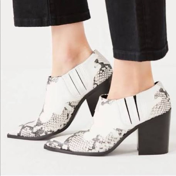 Urban Outfitters Jameson Ankle Boots - Picture 1 of 5